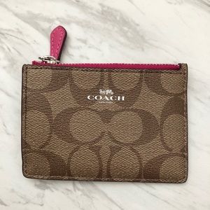 Coach Cardholder/coin purse (Mini size) ❤️🌟